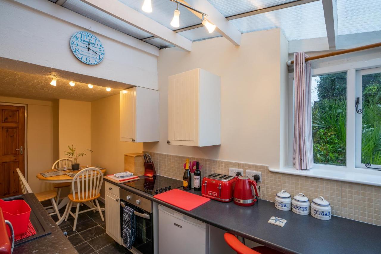 Looe Self Catering Apartment Екстериор снимка