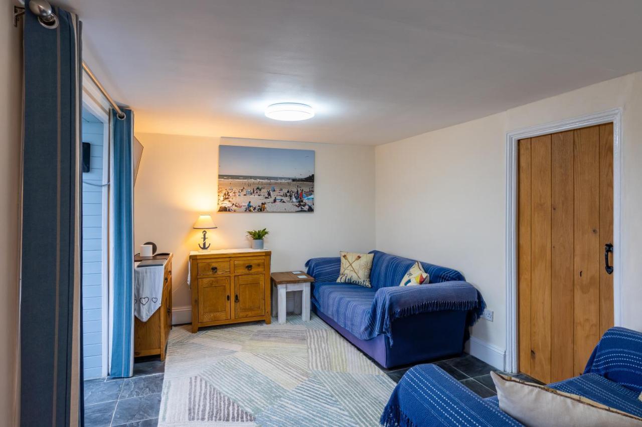 Looe Self Catering Apartment Екстериор снимка