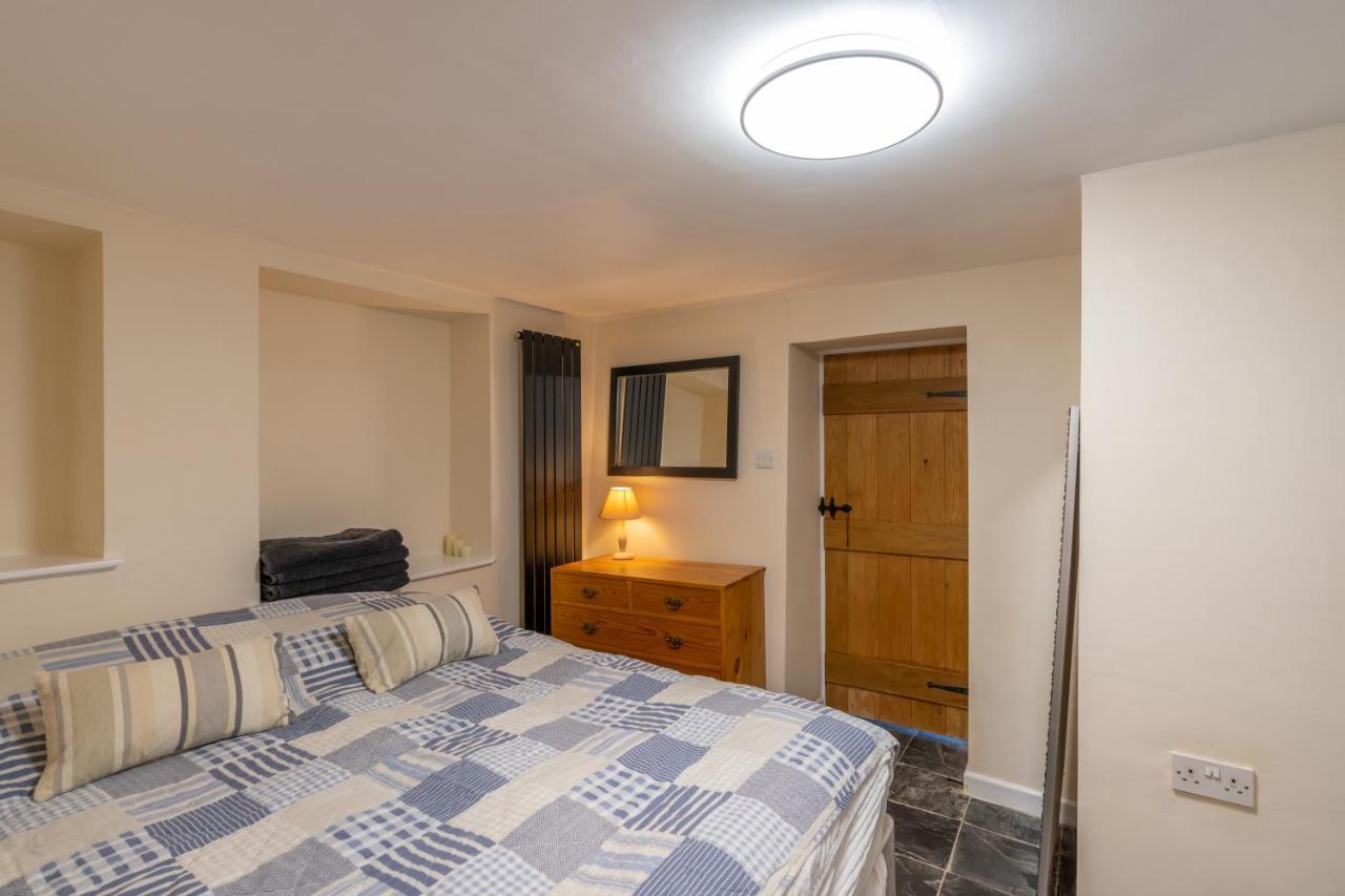 Looe Self Catering Apartment Екстериор снимка
